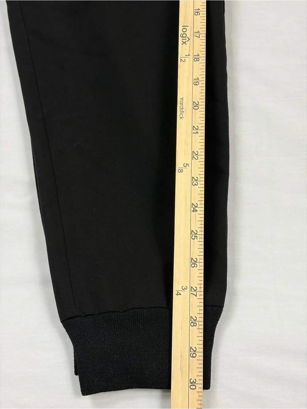 Figs Tansen Men's Black Jogger Scrub Pant | Size L